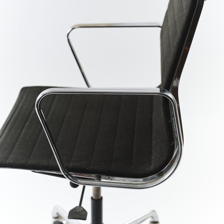 Bild 4 zu Objekt, 'Aluminum group' - high-back armchair, 1958, Charles Eames,Ray Eames, ICF Cadsana, Mailand; Miller, Herman, Zeeland, 164B 302