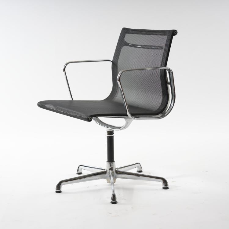 Hauptbild zu Objekt, 'Aluminum group' - conference chair, 1958, Charles Eames,Ray Eames, ICF Cadsana, Mailand; Miller, Herman, Zeeland, 164B 303