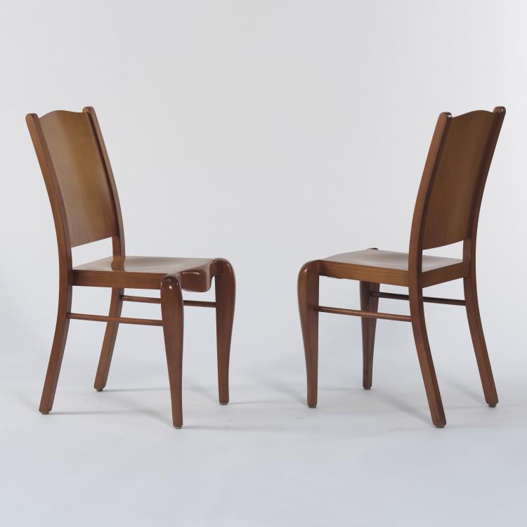 Bild 1 zu Objekt, 2 'Placide of Wood' chairs, 1989, Philippe Starck, Driade, Caorso, 164B 491
