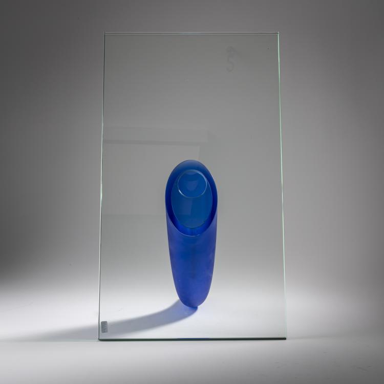 Bild 2 zu Objekt, 'Etranget&eacute;' sculpture / vase, 1988, Philippe Starck, Daum, Paris, 164B 488