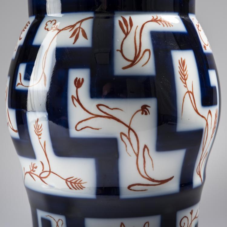 Bild 2 zu Objekt, Tall 'Flute' vase, c. 1925, Ernst B&ouml;hm, Berlin, StPM, 165C 368