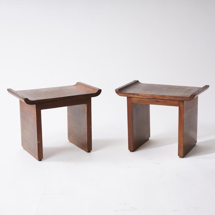 Hauptbild zu Objekt, 2 stools, c. 1930, Italien, 164A 9