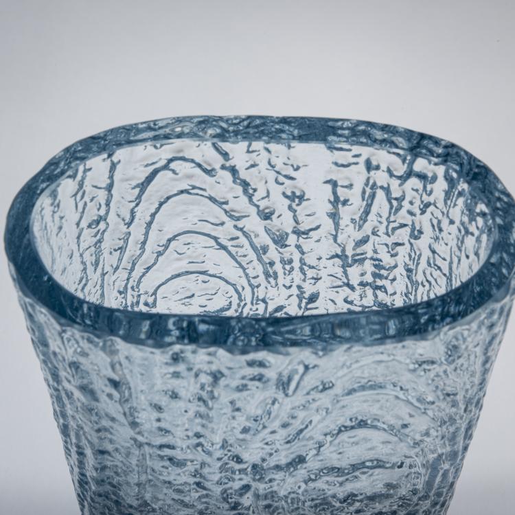 Bild 3 zu Objekt, 'In resina a corteccia' vase, c. 1966, Mario Pinzoni, Seguso Vetri d'Arte, Murano, 164C 668