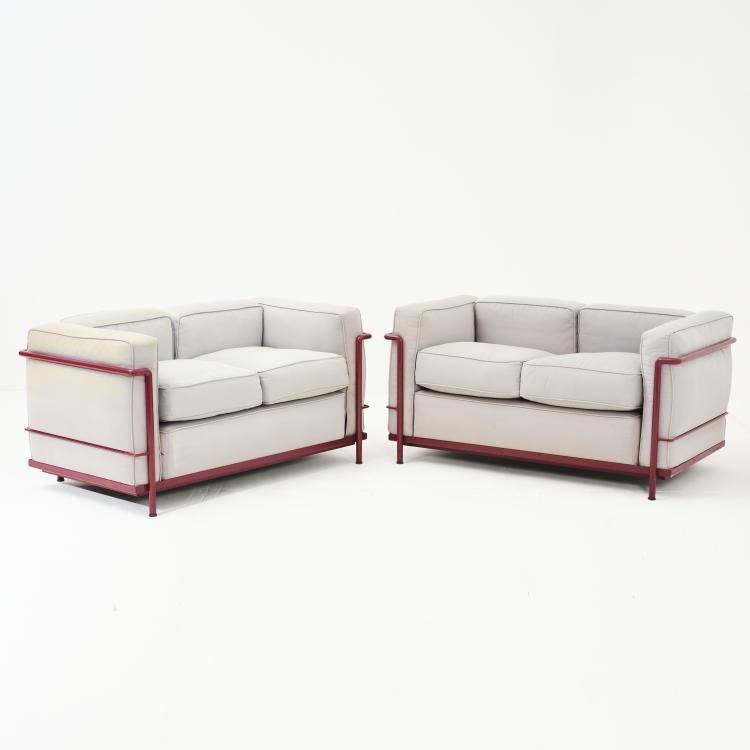Hauptbild zu Objekt, Zwei Zweiersofas 'LC 2', 1928, Pierre Jeanneret,Charlotte Perriand,Le Corbusier Charles-&Eacute;douard Jeanneret-Gris, Cassina, Mailand, 164O 1