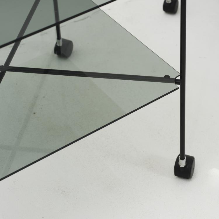 Bild 5 zu Objekt, Zwei Servierwagen 'Biplano', 1979, Bruno Munari, Robots S.p.a., Italien, 164O 153