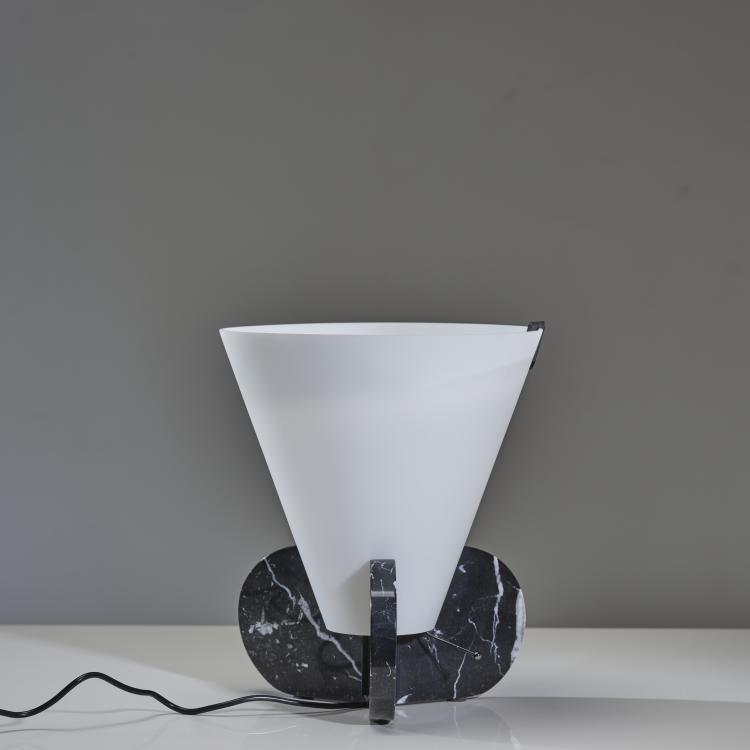 Bild 2 zu Objekt, Tischleuchte 'Calix', 1990er Jahre, Salvatore Gregorietti, Status, Mailand, 164O 172