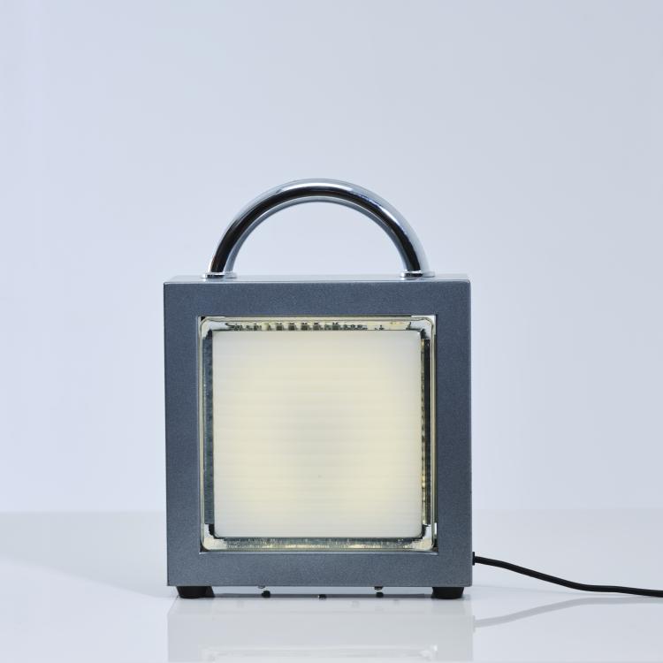Bild 2 zu Objekt, 'Valigetta' table light, 1985, Matteo Thun, Bieffeplast, Padua, 164O 167