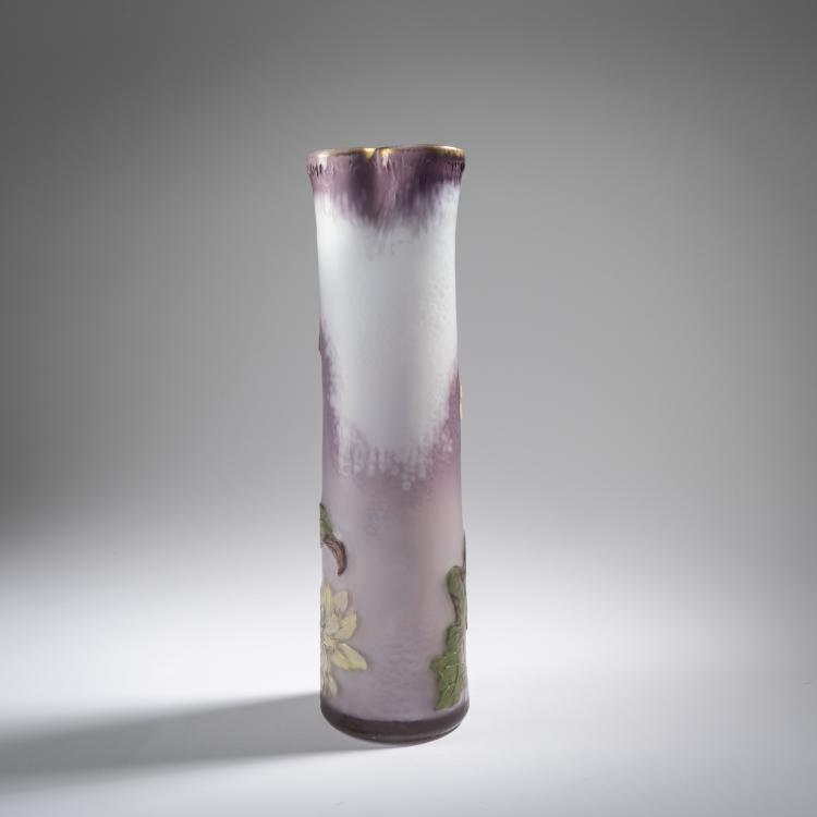 Bild 1 zu Objekt, Intercalaire-Vase 'Dahlias', 1895-1903, Verrerie d'Art de Lorraine, Burgun, Schverer & Co., Meisenthal, 165B 228