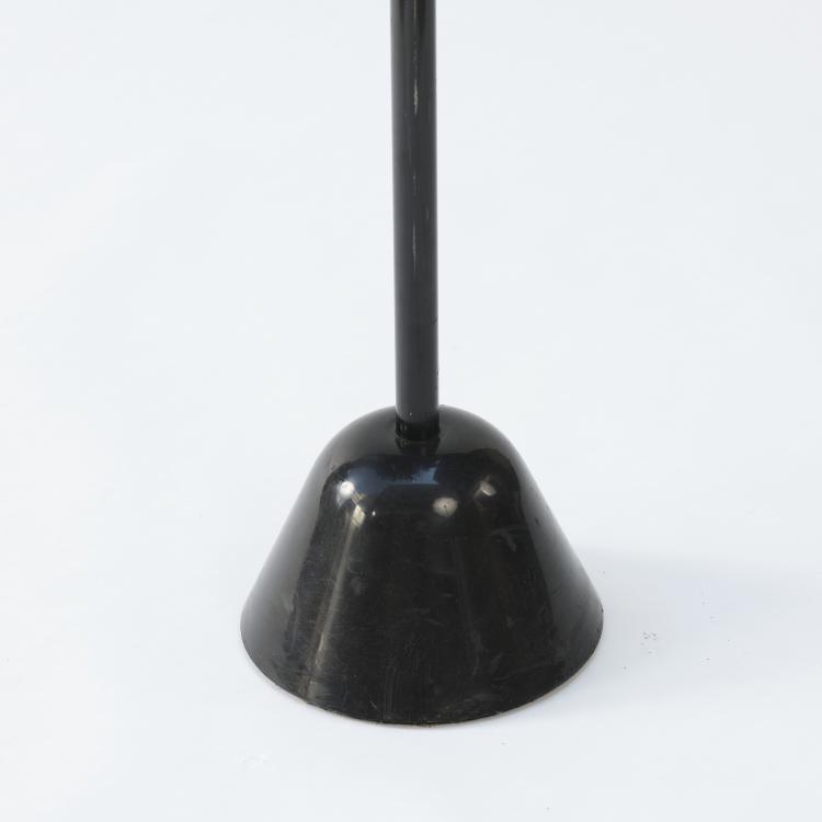 Bild 2 zu Objekt, 'Servomanto' cloth rack, 1985, Achille Castiglioni, Zanotta, Nova Milanese, 164A 255