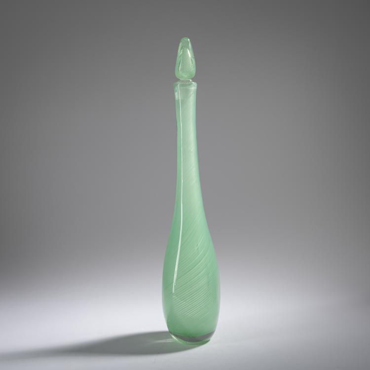 Bild 1 zu Objekt, 'Mezza filigrana' bottle with stopper, 1956, Paolo Venini, Venini & C., Murano, 164C 586
