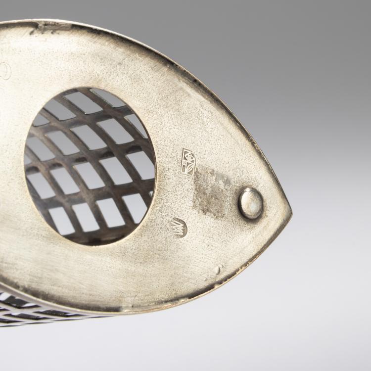 Bild 3 zu Objekt, Blumenkorb, 1906, Josef Hoffmann, Wiener Werkst&auml;tte, 166A 13