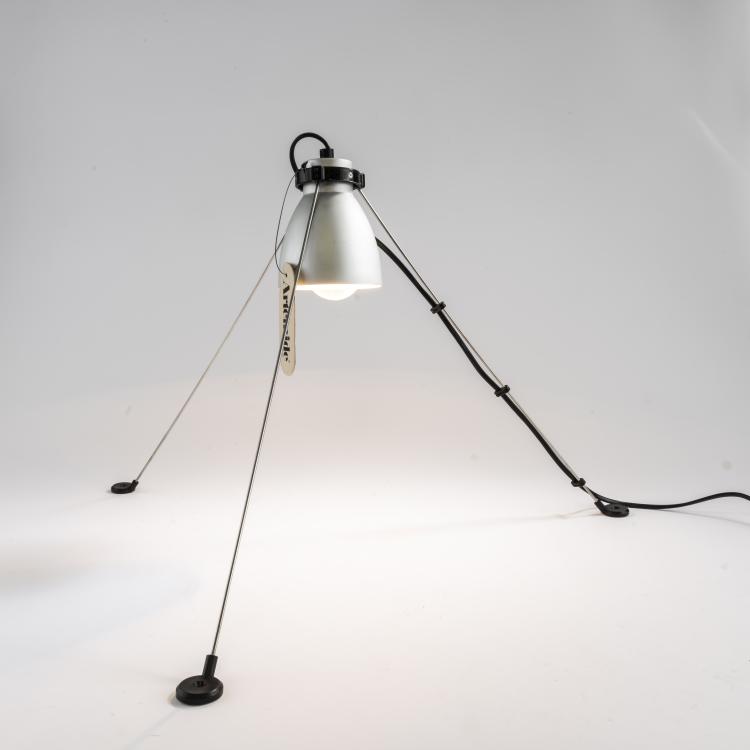 Hauptbild zu Objekt, 'Grifo' table/wall/floor lamp, 1987, Gregory .H. Tew, Artemide, Mailand, 164B 330