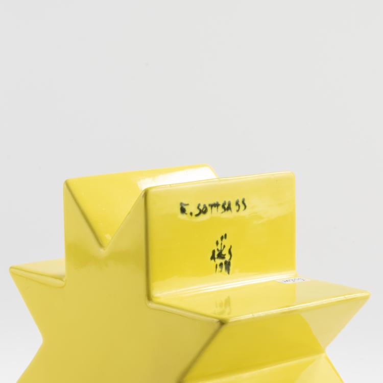 Bild 3 zu Objekt, 'Hsing' vase, 1972/73, Ettore Sottsass, Alessio Sarri, Sesto Fiorentino, 164A 137