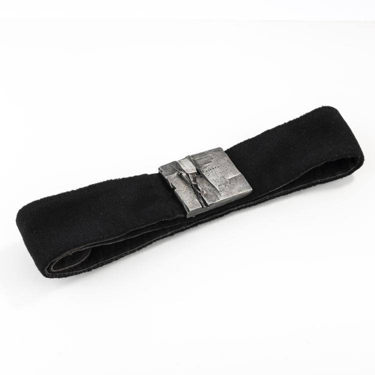 Bild 1 zu Objekt, G&uuml;rtelschnalle mit Textilg&uuml;rtel, 1973, Othmar Zschaler, 166C 404