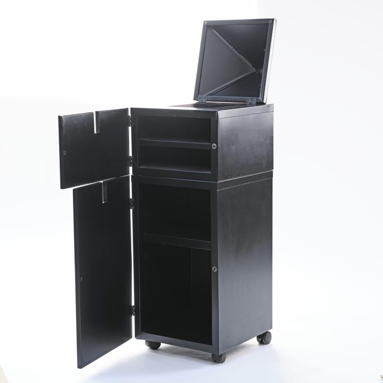 Bild 1 zu Objekt, 'Theatre du Monde' cupboard, 1984, Philippe Starck, XO, Brie-Comte-Robert., 164B 485