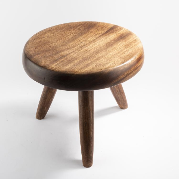 Bild 2 zu Objekt, Stool, 1938, Charlotte Perriand, Blanchon, Paris; Sentou, Paris; Steph Simon, Paris, 164B 466