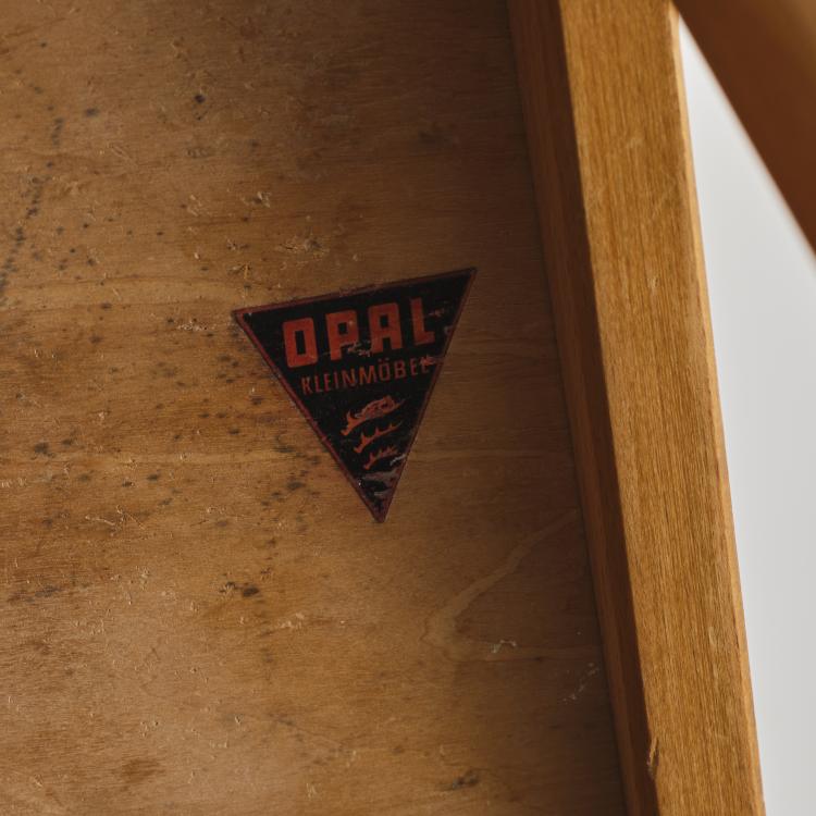 Bild 2 zu Objekt, 3 valet stands, 1960s, Karl Oppenl&auml;nder, Opal-Kleinm&ouml;bel, Deutschland; Oppenl&auml;nder, Karl & S&ouml;hne, Waiblingen, 164B 395