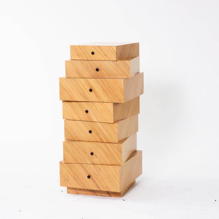 Bild 1 zu Objekt, 'Schubladenstapel' dresser, 1982, Susi Berger,Ueli Berger, R&ouml;thlisberger Collection, G&uuml;mlingen, 164B 407