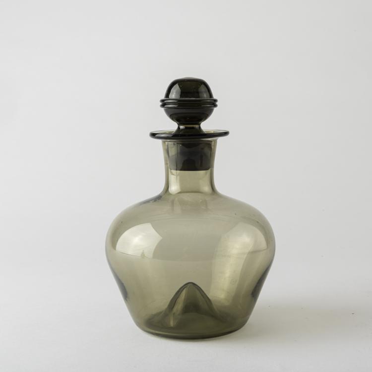 Hauptbild zu Objekt, Flakon 'Zisterne', 1936, Wilhelm Wagenfeld, Vereinigte Lausitzer Glaswerke, Wei&szlig;wasser, 167B 400