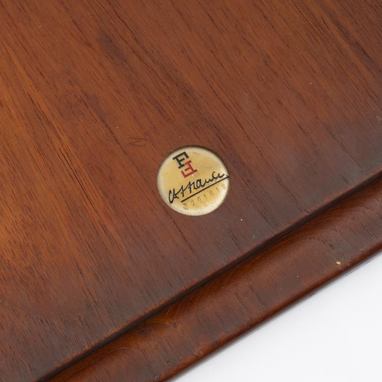 Bild 4 zu Objekt, Zwei Beistelltischchen, 1950er Jahre, France & Daverkosen, Kopenhagen, 167B 480