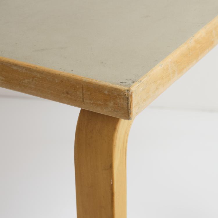 Bild 4 zu Objekt, 'L-Leg' desk with '296' mobile drawer, 1933, Alvar Aalto, Huonekalu-ja Rakennusty&ouml;tehdas Oy, Turku f&uuml;r Artek, Helsinki, 166A 120