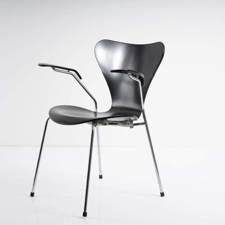 Bild 3 zu Objekt, 6 '3207' stacking chairs with armrests, 1955, Arne Jacobsen, Fritz Hansen, Aller&oslash;d, 164B 417
