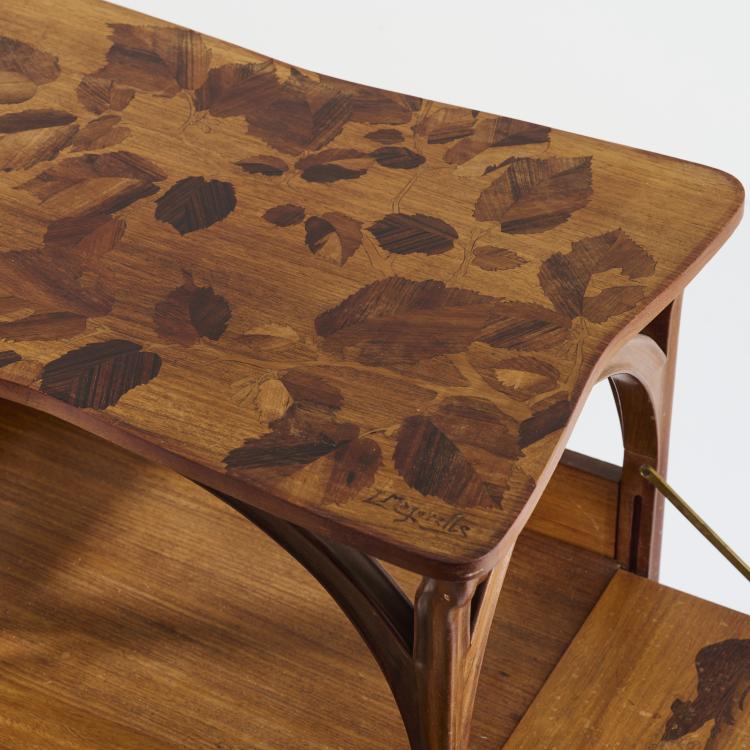 Bild 1 zu Objekt, Ausklappbarer Teetisch, um 1910, Louis Majorelle, Majorelle, Louis, Nancy, 165C 457