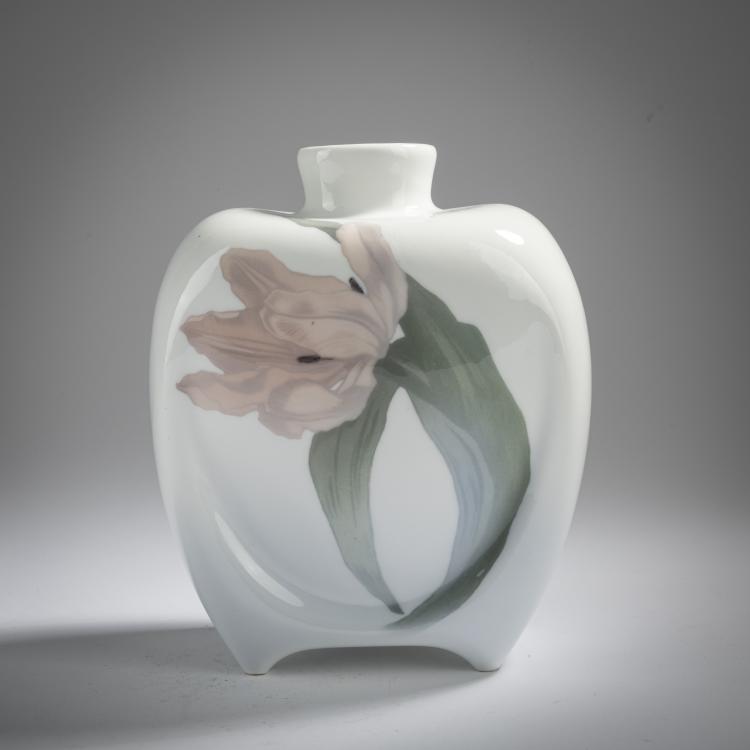 Hauptbild zu Objekt, Vase 'Tulips', c. 1900, Kopenhagen, KPM, 165C 379