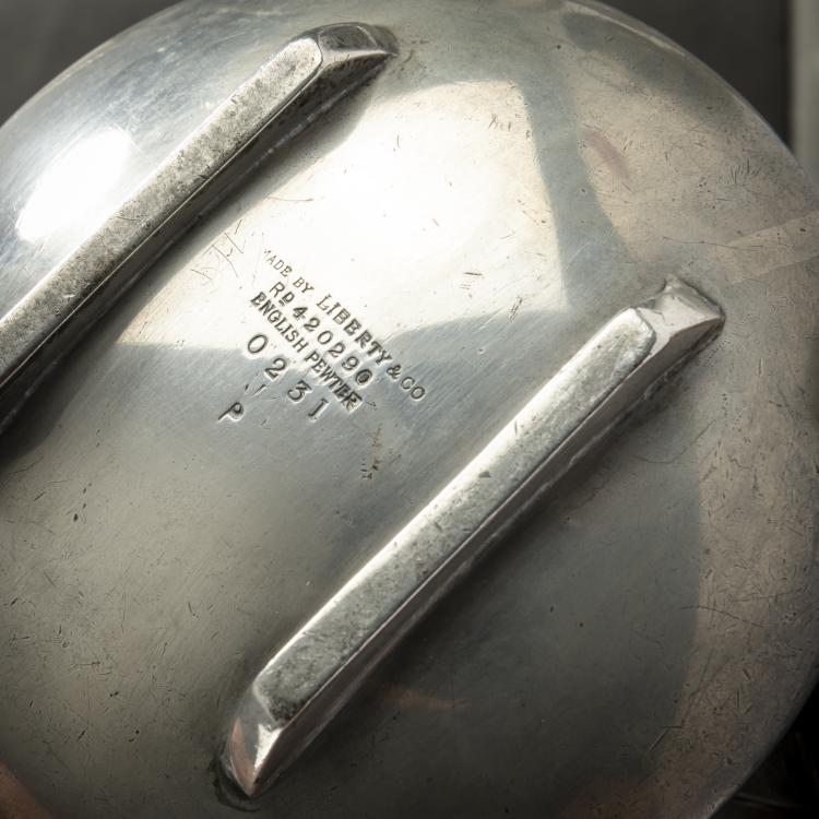 Bild 6 zu Objekt, Coffee, tea service, 1903, Archibald Knox, Liberty & Co., London; Haseler, William, 166A 2