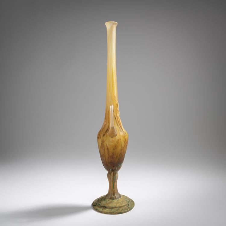 Bild 1 zu Objekt, Henkelvase 'Freesias jaunes', 1913, Daum Fr&egrave;res, Nancy, 165B 138