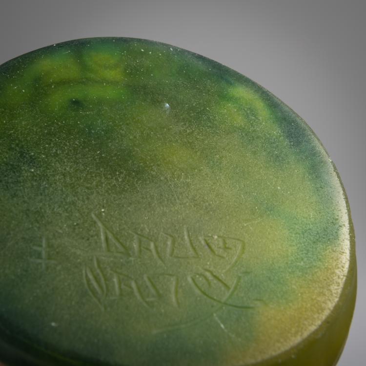 Bild 3 zu Objekt, 'Grenouille' paperweight, c. 1908, Amalric Walter, Daum Fr&egrave;res, Nancy, 165B 109