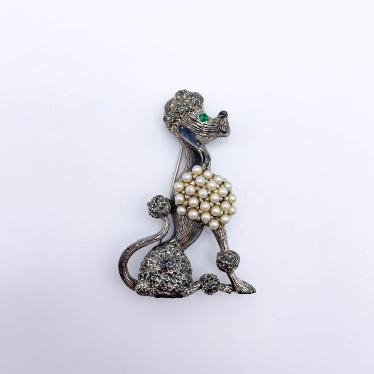 Hauptbild zu Objekt, Vintage poodle brooch, Tortolani, 166O 164