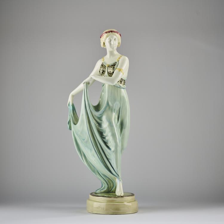 Hauptbild zu Objekt, 'Stepping dancer, lifting her long dress to the side', c. 1913/14, Max Valentin, Goldscheider, Wien, 165D 525