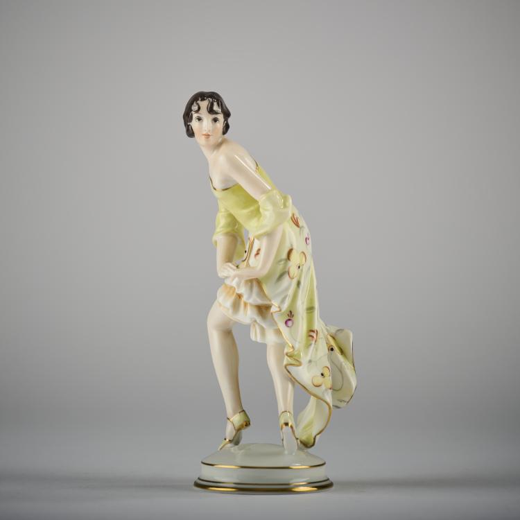 Bild 3 zu Objekt, 'Riki Raab', um 1930, Mathilde Jaksch, Augarten, Wien, 165D 481