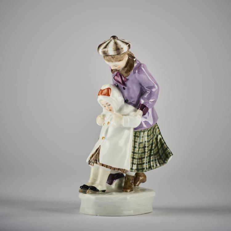 Hauptbild zu Objekt, 'Der erste Schlittschuhlauf', 1904, Alfred Otto Adalbert K&ouml;nig, Meissen, KPM, 165D 553