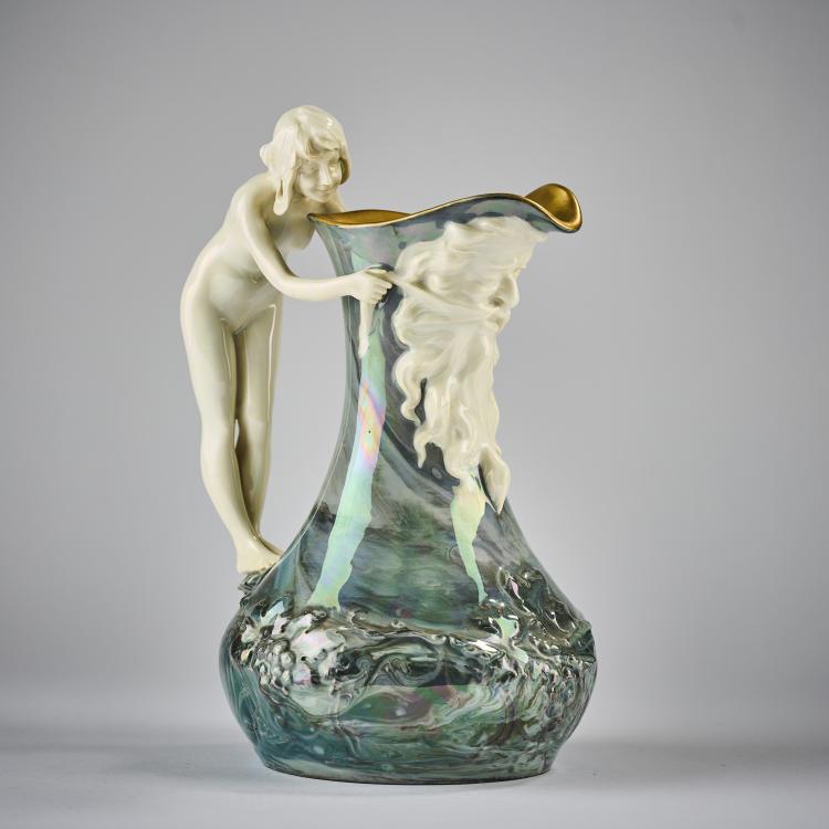 Hauptbild zu Objekt, 'Teasing' jug, c. 1899, Adolf Oppel, Bauer, Rosenthal & Co., Kronach, 165D 483