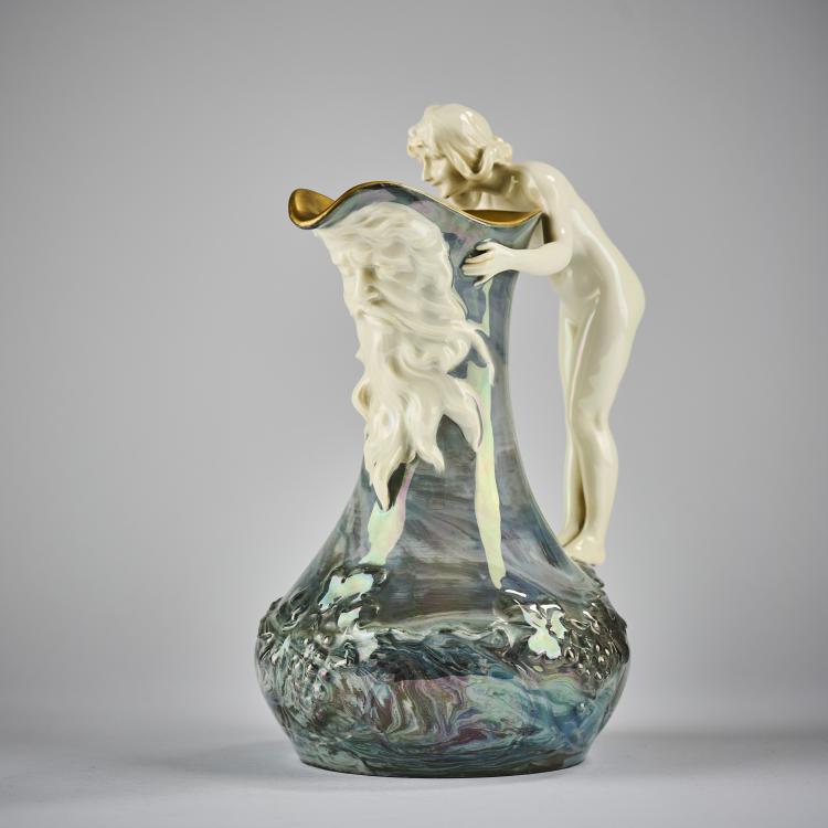 Bild 7 zu Objekt, 'Teasing' jug, c. 1899, Adolf Oppel, Bauer, Rosenthal & Co., Kronach, 165D 483