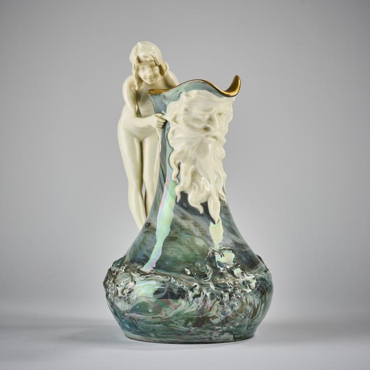 Bild 8 zu Objekt, 'Teasing' jug, c. 1899, Adolf Oppel, Bauer, Rosenthal & Co., Kronach, 165D 483