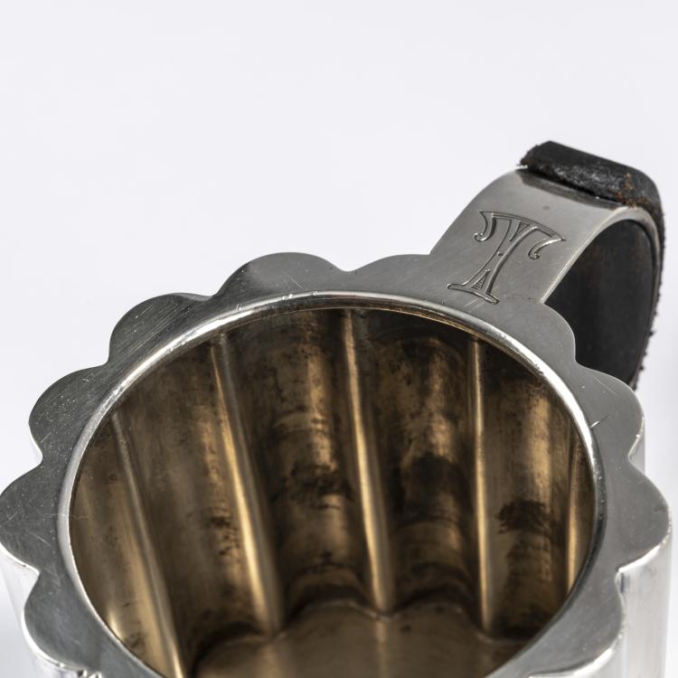 Bild 3 zu Objekt, Teapot with Creamer, 1904, Josef Hoffmann, Wiener Werkst&auml;tte, 166A 8