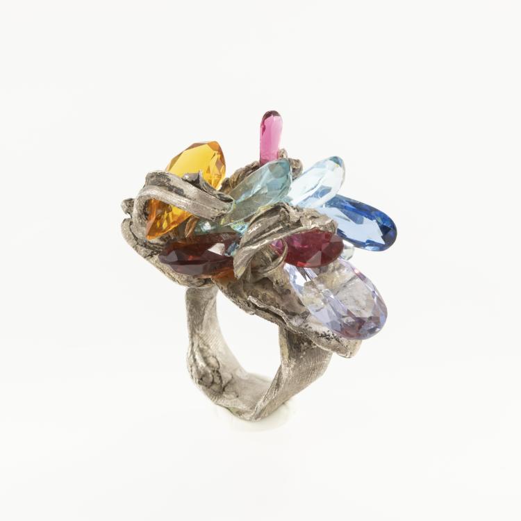 Bild 1 zu Objekt, 'Steinhaufenring' ring, 2005, Karl Fritsch, 166C 431