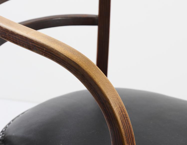 Bild 3 zu Objekt, 2 'Postsparkasse Vienna' armchairs, 1907, Otto Wagner, Thonet, Wien, 166A 14