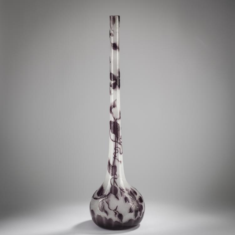 Hauptbild zu Objekt, Tall 'Clematites' vase, c. 1900, Emile Gall&eacute;, Gall&eacute;, Nancy, 165B 156