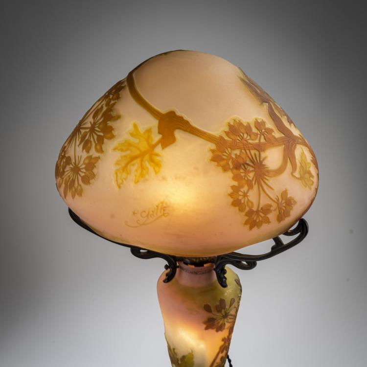 Bild 4 zu Objekt, Tischleuchte 'Ombelles', 1905-08, Emile Gall&eacute;, Gall&eacute;, Nancy, 165B 160