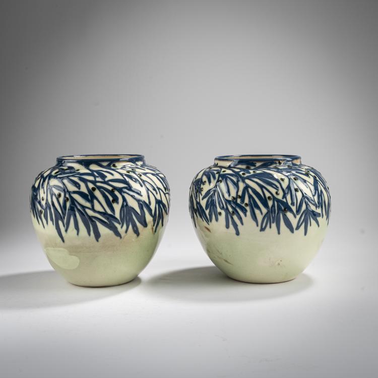 Bild 2 zu Objekt, Zwei kleine Vasen 'Zweige', 1921-23, Max Laeuger, Karlsruhe, Majolikamanufaktur, 165C 429