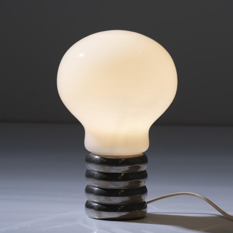 Bild 1 zu Objekt, 'Bulb Clear'/'Bulb Opal' table light, 1966, Ingo Maurer, Design M, Maurer, Ingo, M&uuml;nchen, 166A 150
