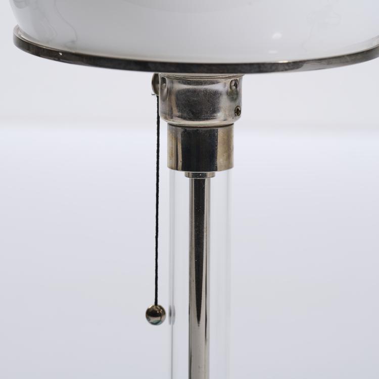 Bild 4 zu Objekt, Two 'WG 24' table lights, 1924, Tecnolumen, Bremen, 167B 345