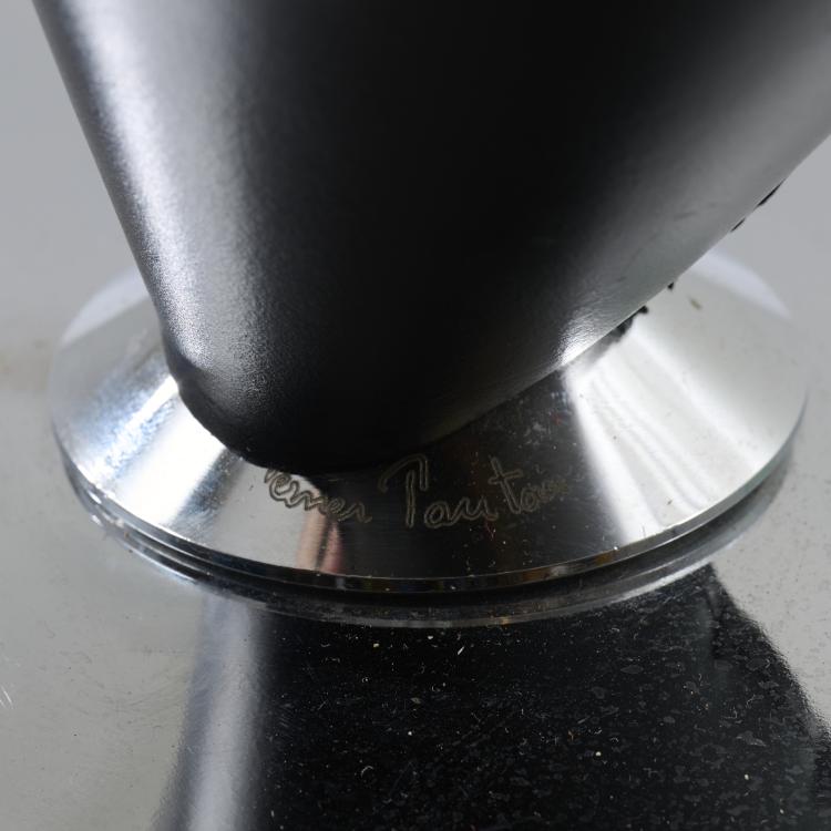 Bild 1 zu Objekt, Sessel 'Cone chair - VP01', 1958 / 1994, Verner Panton, Polythema, Erding, 167B 485