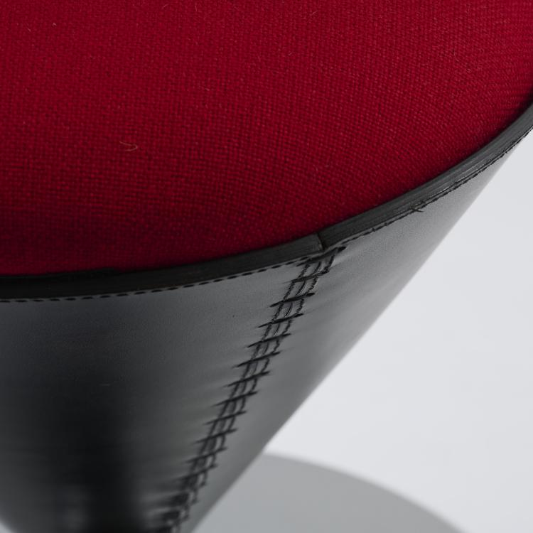 Bild 8 zu Objekt, Sessel 'Cone chair - VP01', 1958 / 1994, Verner Panton, Polythema, Erding, 167B 485