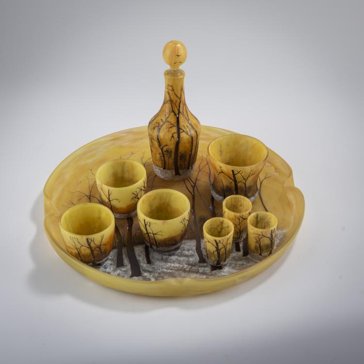 Bild 1 zu Objekt, Liquor service 'Cr&eacute;puscule neige' or 'Paysage hiver', um 1902, Daum Fr&egrave;res, Nancy, 165B 97