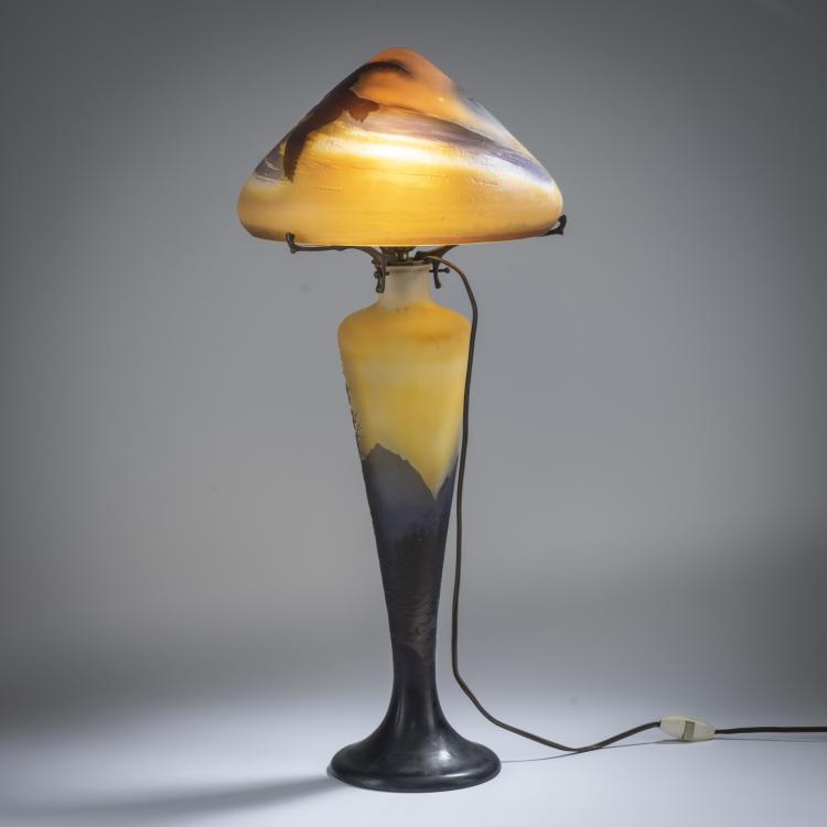 Bild 1 zu Objekt, 'Paysage alpin et Aigles' table light, 1908-20, Emile Gall&eacute;, Gall&eacute;, Nancy, 165B 162